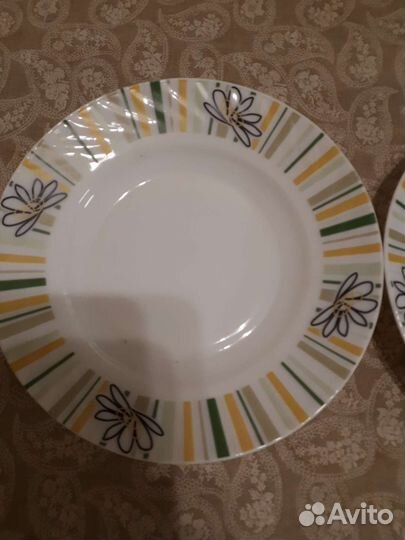 Тарелка новая 2шт