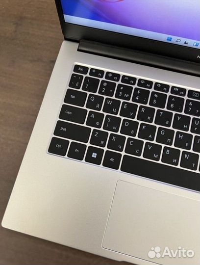 Новый топовый Huawei Core i5/512Gb SSD/8Gb RAM