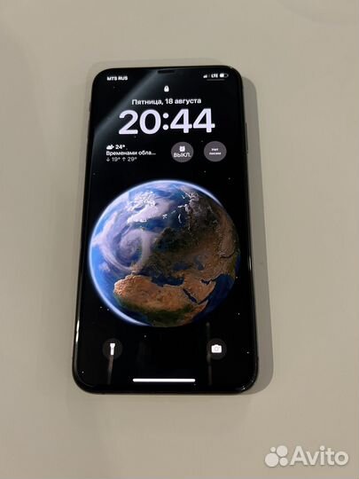 Продам iPhone XS max