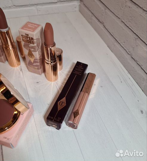 Помады и блески для губ Charlotte Tilbury