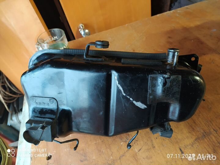 Доп бак Honda Shadow VT-750C. 1986г