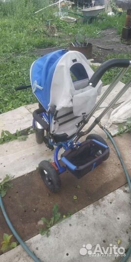 Детский трехколесный велосипед бу