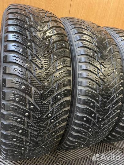 Nokian Tyres Hakkapeliitta 8 SUV 225/60 R18