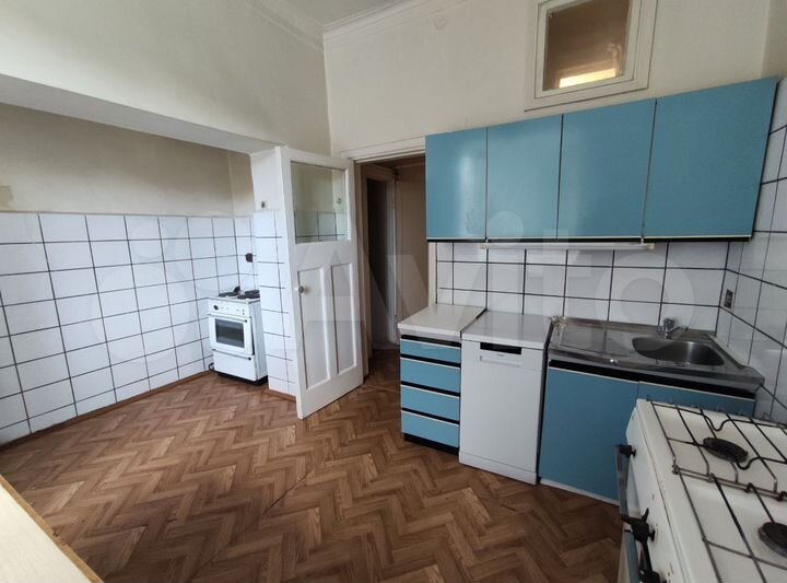 4-к. квартира, 95,8 м², 2/3 эт.