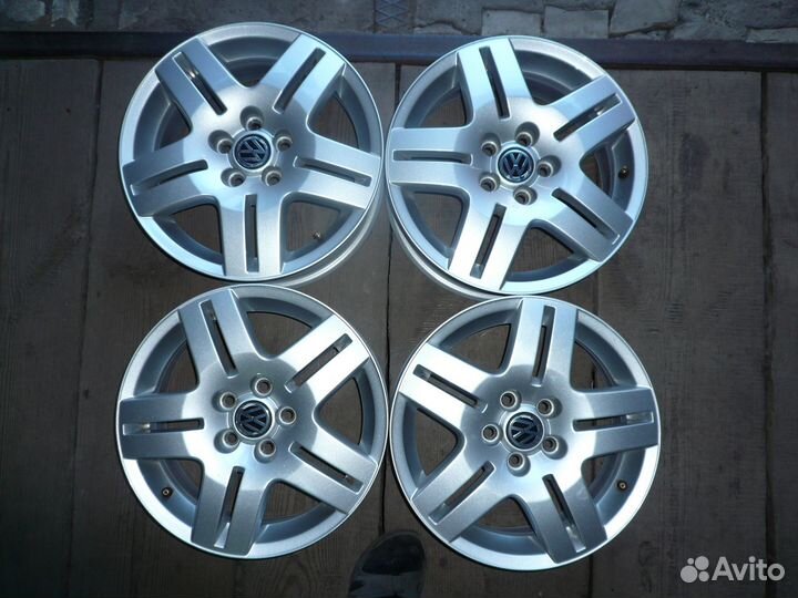 Диски литые оригинал Avus II Volkswagen R15 5x100