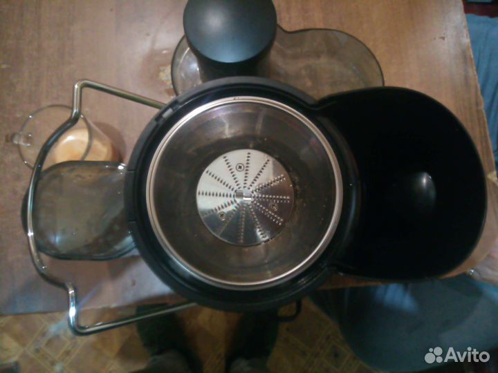 Продам соковыжималку