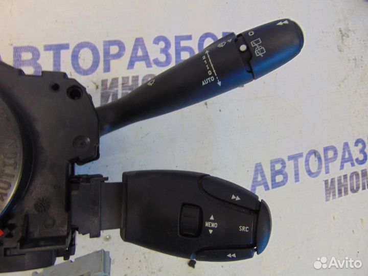 Блок подрулевых переключателей Peugeot 308 2007