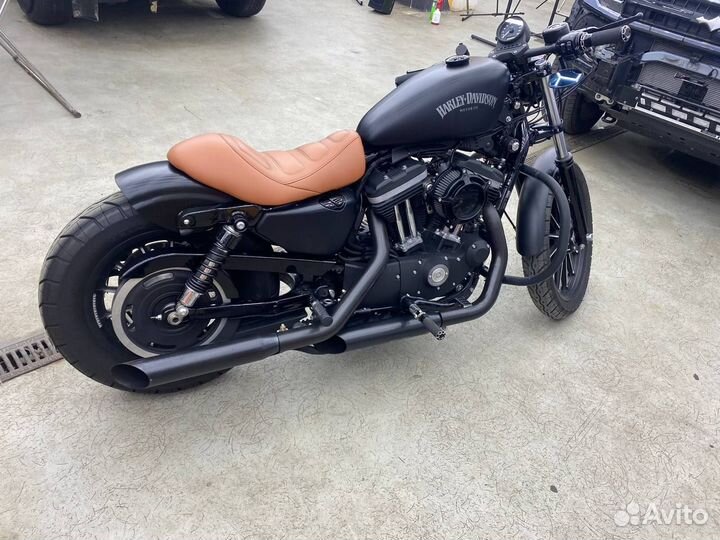 Harley-Davidson Sportster 883