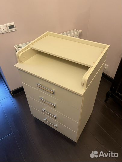 Пеленальный столик комод