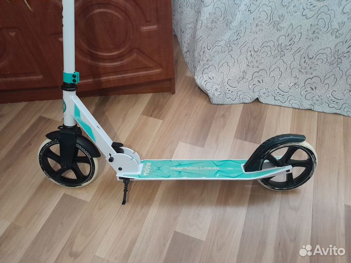 Самокат двухколесный городской лёгкий