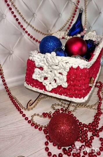 Корзинка сани деда мороза