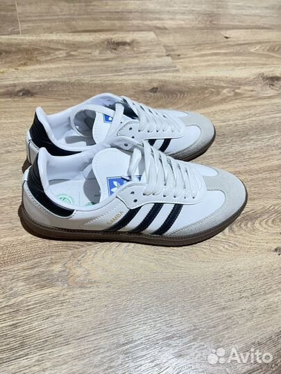 Кроссовки женские 38 размер