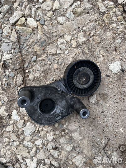 Ролик приводного ремня Hyundai Sonata 2.7