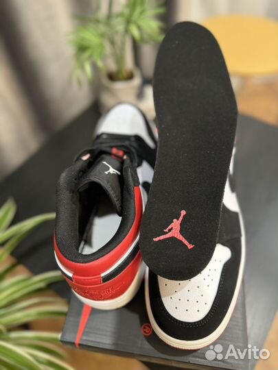 Кроссовки Nike Air Jordan 1 Retro Low