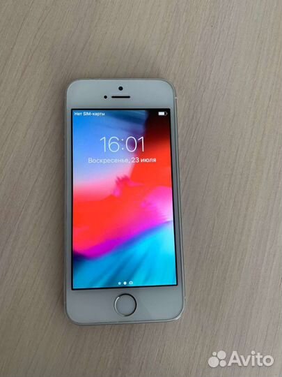 Телефон iPhone 5s