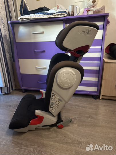 Автокресло britax romer