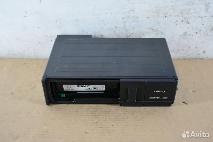 CD-чейнджер Renault Scenic 2 поколение