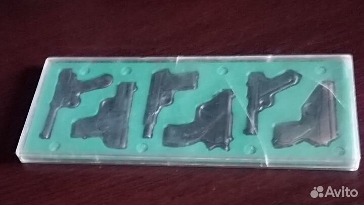 Набор сувенирных пистолетов СССР