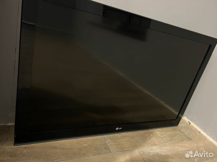 Телевизор LG 42 дюйма
