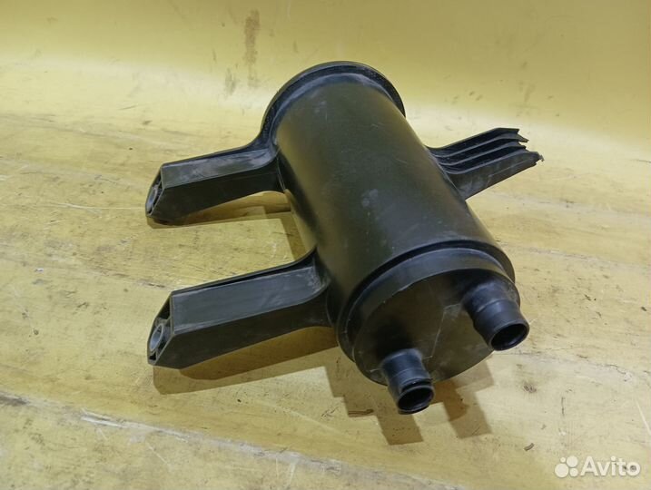 Абсорбер фильтр угольный BMW 5-serie F10 F11 2009