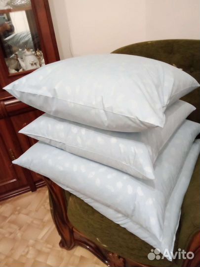 Подушки пуховые 2 шт 70/70 и 2 шт 60/60