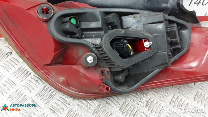 Фонарь задний левый Peugeot 308 T7 2010