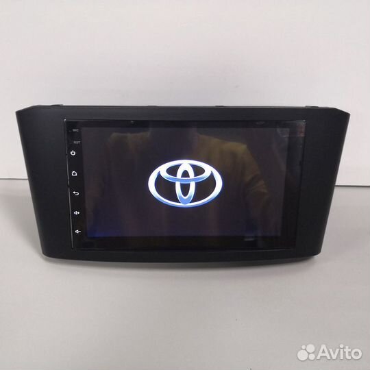Магнитола Android на Toyota Avensis T250