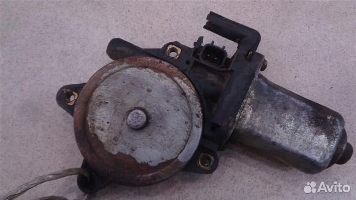 Механизм подъема двери багажника Infiniti QX56 JA