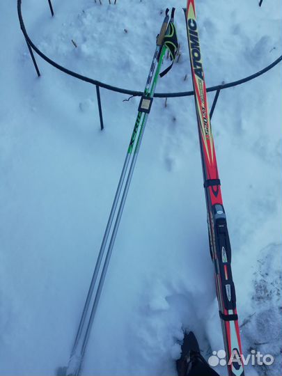 Беговые лыжи классические atomic