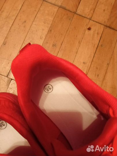 Кроссовки женские 38 размер