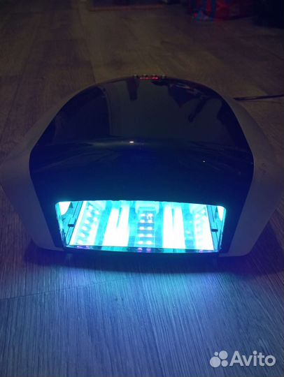 Уф лампа для ногтей