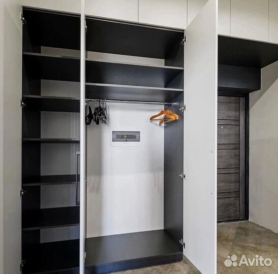 Прихожая Встроенная