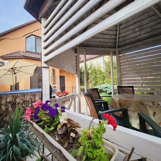 Дом 160 м² на участке 2 сот.