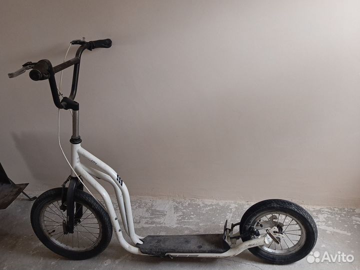 Самокат yedoo city