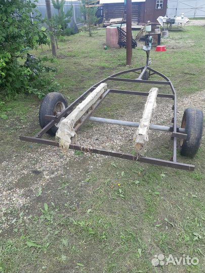 Лодочный прицеп