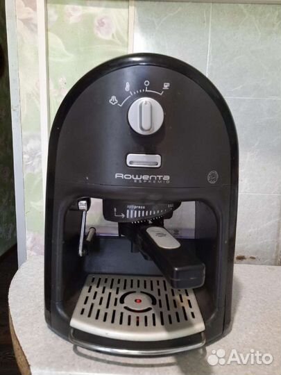 Кофеварка рожковая Rowenta