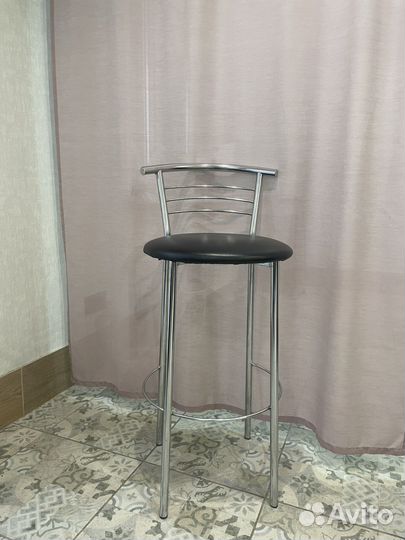 Стул высокий барный