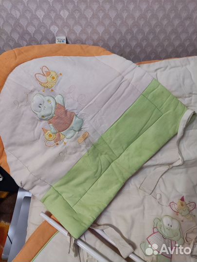 Комплект в детскую кроватку с бортиками