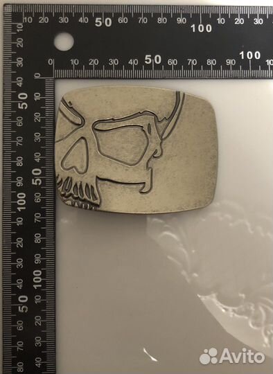 Пряжка/бляха для ремня с чрепом