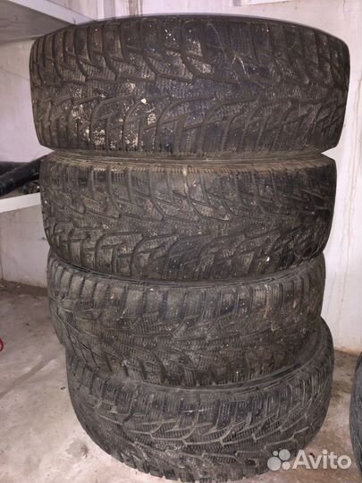 Hankook Winter I'Pike 215/65 R16