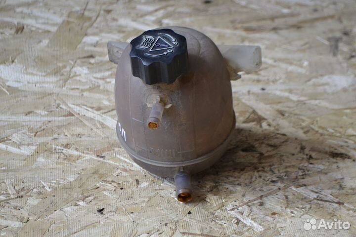 Бачок расширительный Renault Symbol