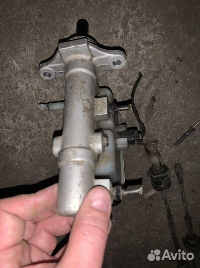 Главный тормозной цилиндр kia Cerato 2