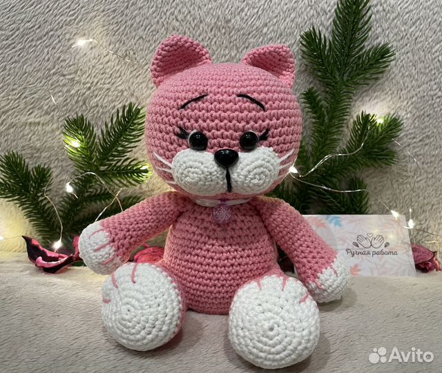 Вязаная игрушка кошка