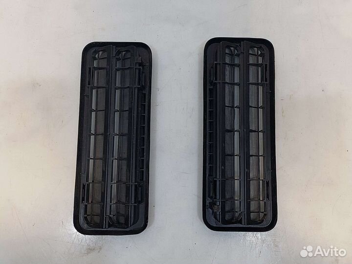 Решетка вентиляционая Opel Astra J