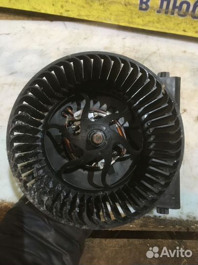 Мотор печки Volkswagen Bora