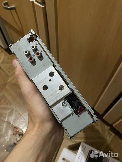 Автомагнитола kenwood kmm 101y