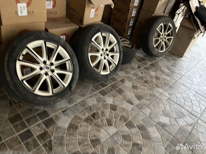 AMP Mud Terrain Attack M/T 225/55 R18