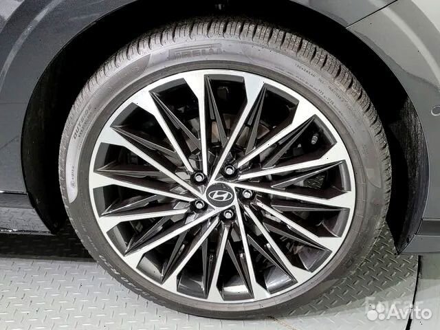 Hyundai Grandeur 2.5 AT, 2024, 820 км