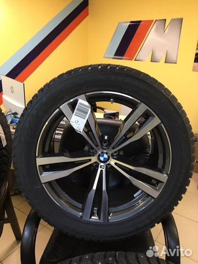 Комплект зимних колес BMW Double Spoke 754M X7 G07