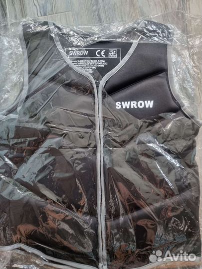 Жилет неопреновый для водных видов спорта